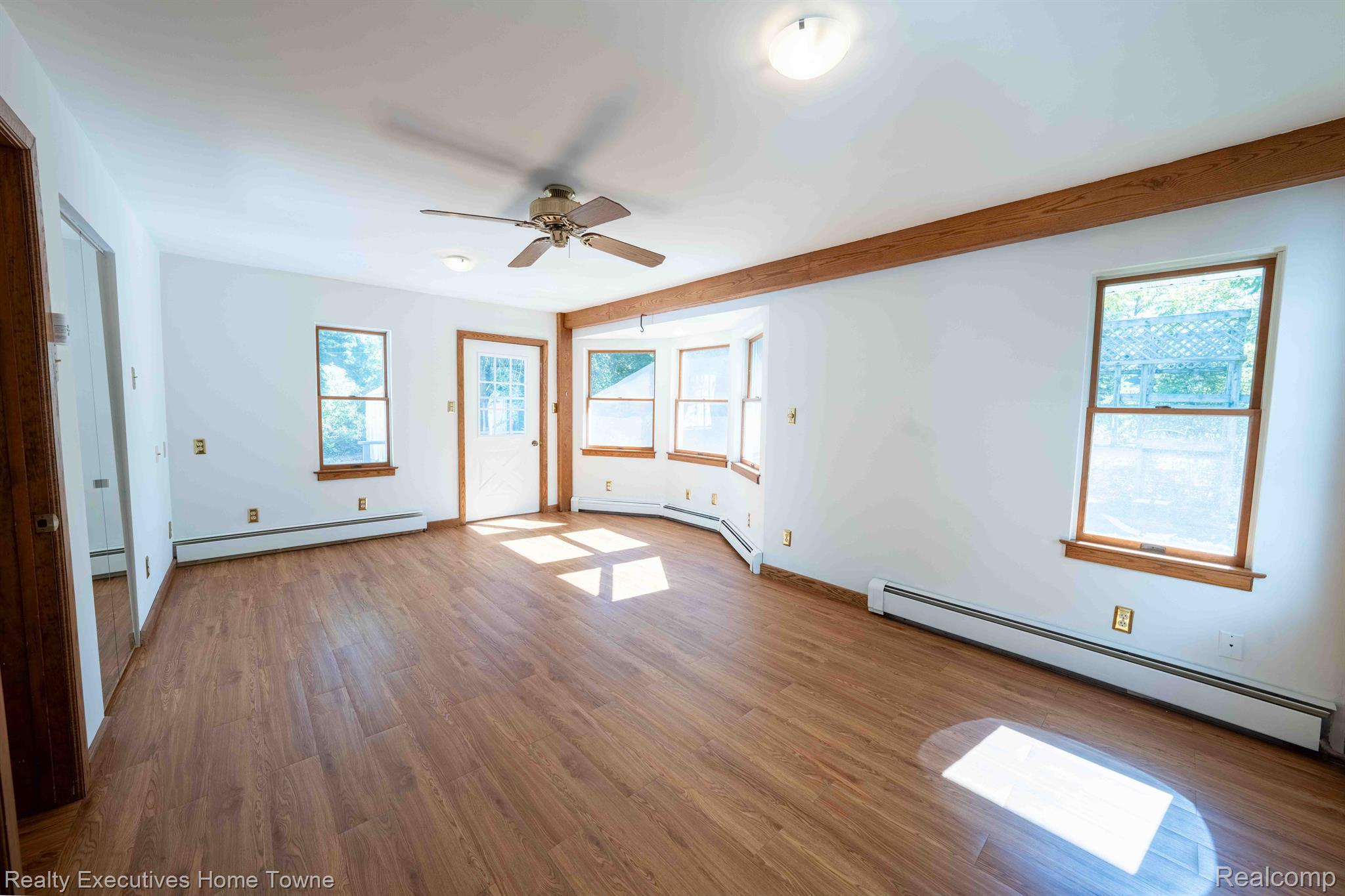2701 Grace Road Fort Gratiot, MI 48059 - Photo 17 of 51 Primary bedroom main floor
