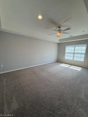 $1,250 | 2422 Eagle Creek Court, Unit 302, Winston-Salem, NC 27103