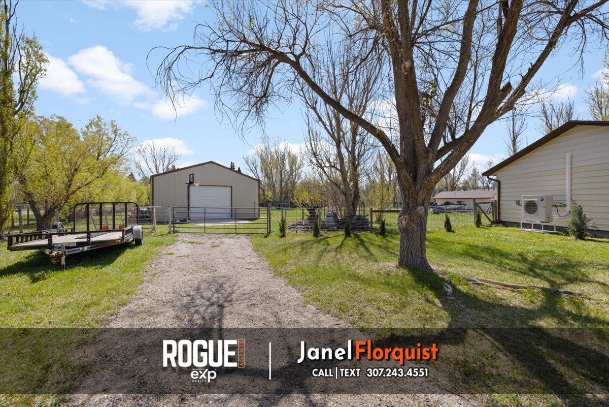 1951 North Piney Creek Road Casper, WY 82604 - Photo 5 of 37