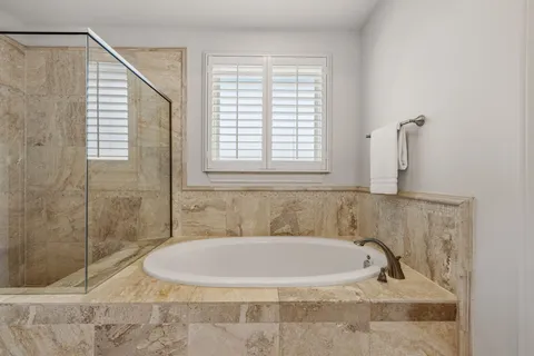 $485,000 | 1244 West 23rd Street, Houston, TX 77008