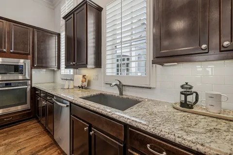 $485,000 | 1244 West 23rd Street, Houston, TX 77008