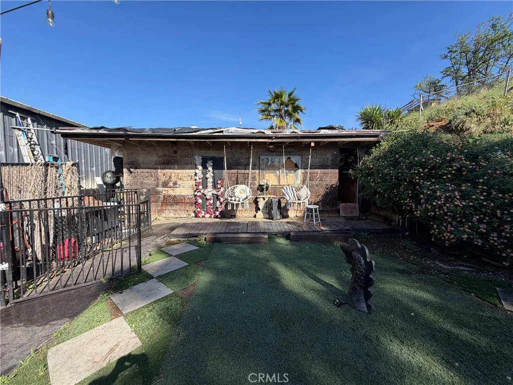 5484 Cedar Street Jurupa Valley, CA 92509 - Photo 9 of 19 Backyard Storage/Structure
