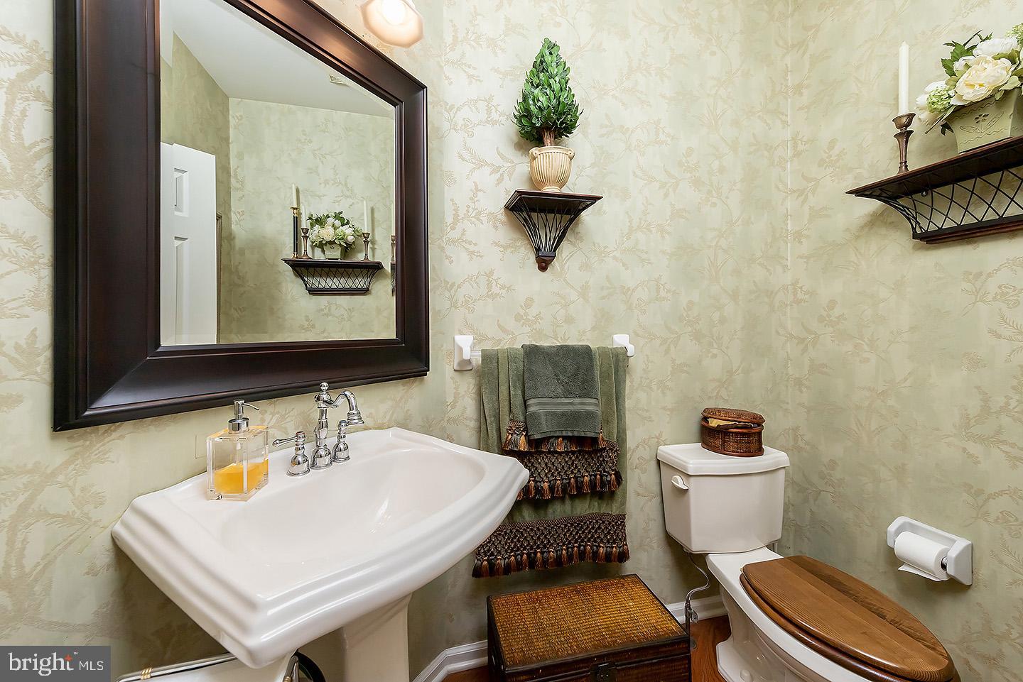 2 Skyline Circle Sewell, NJ 08080 - Photo 17 of 40