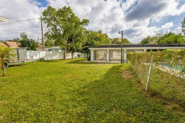 $1,800 | Undisclosed Address, Orlando, FL 32806