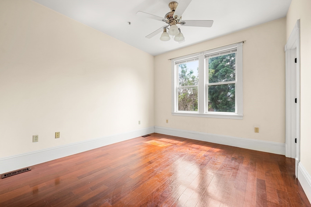 34 Spring Street Cambridge, MA 02141 - Photo 8 of 20 Gallery Image 8