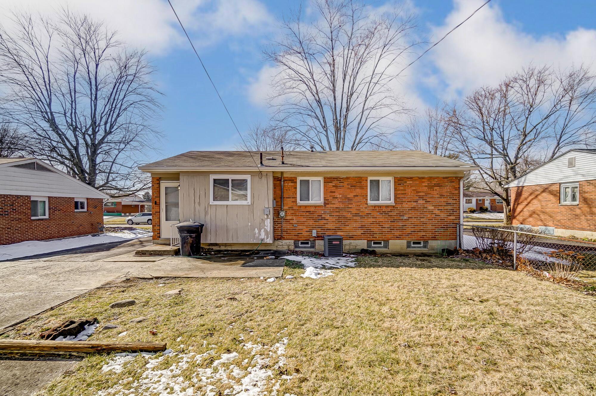 1228 Striebel Road Columbus, OH 43227 - Photo 39 of 42 041