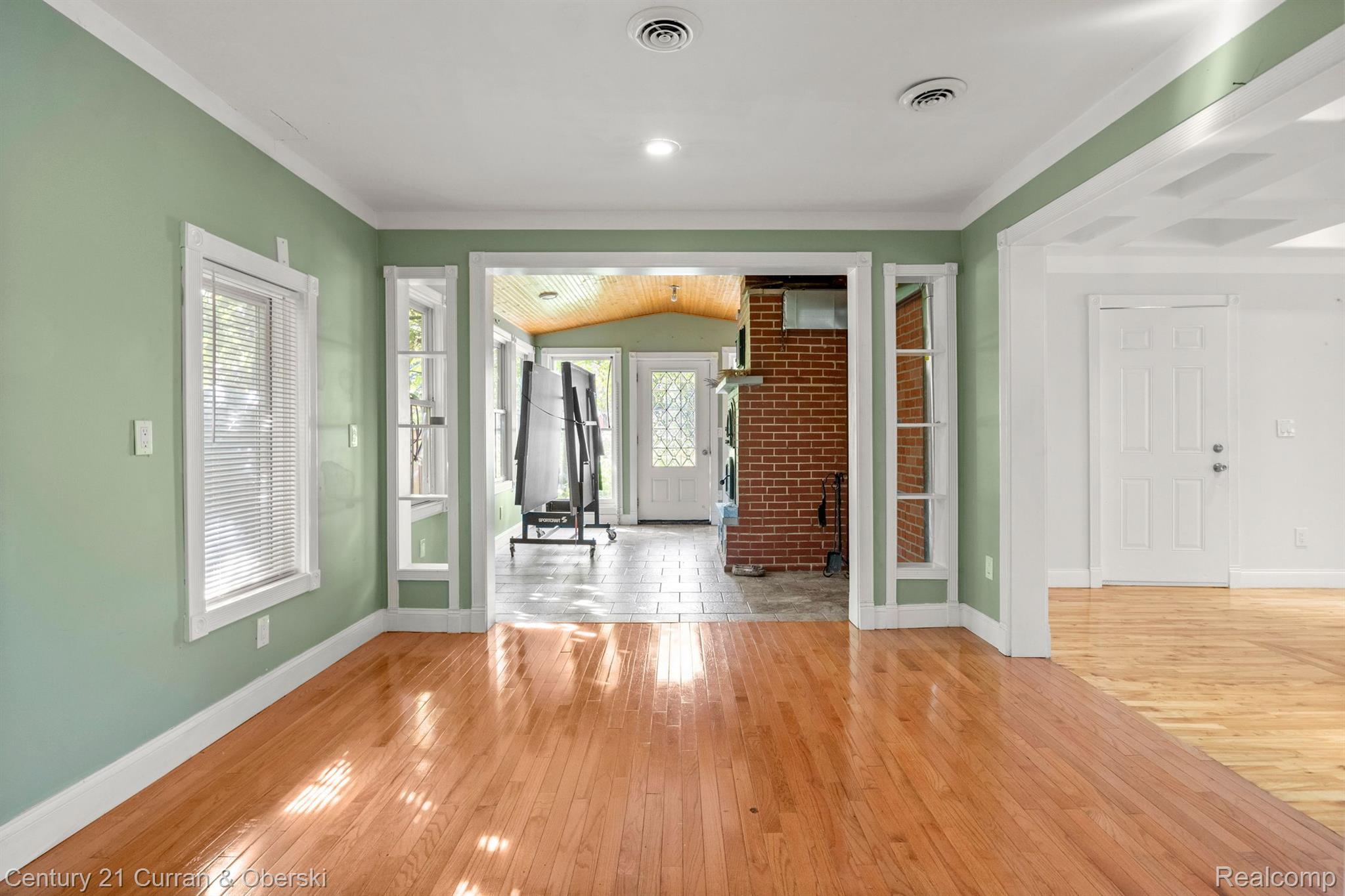 26185 Wick Road Taylor, MI 48180 - Photo 16 of 32 Gallery Image 16