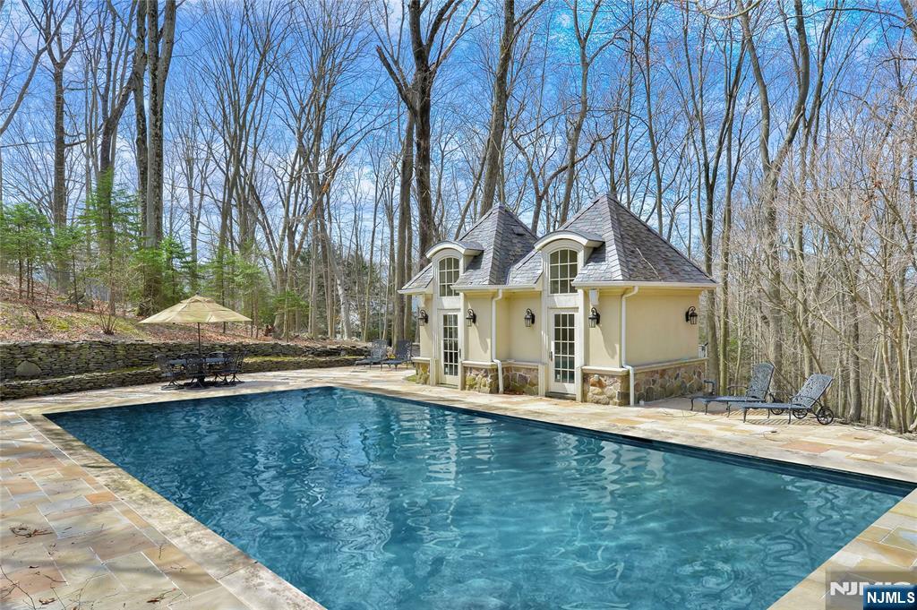 15 North Church Road Saddle River, NJ 07458 - Photo 39 of 43
