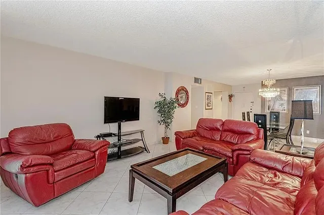 $3,600 | 1600 South Ocean Drive, Unit 3J, Hollywood, FL 33019