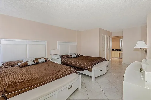 $3,600 | 1600 South Ocean Drive, Unit 3J, Hollywood, FL 33019