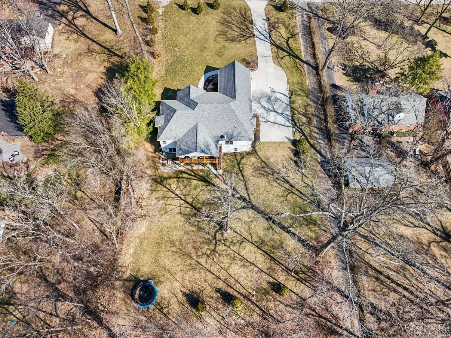 1291 Sutton Road Cincinnati, OH 45230 - Photo 7 of 81