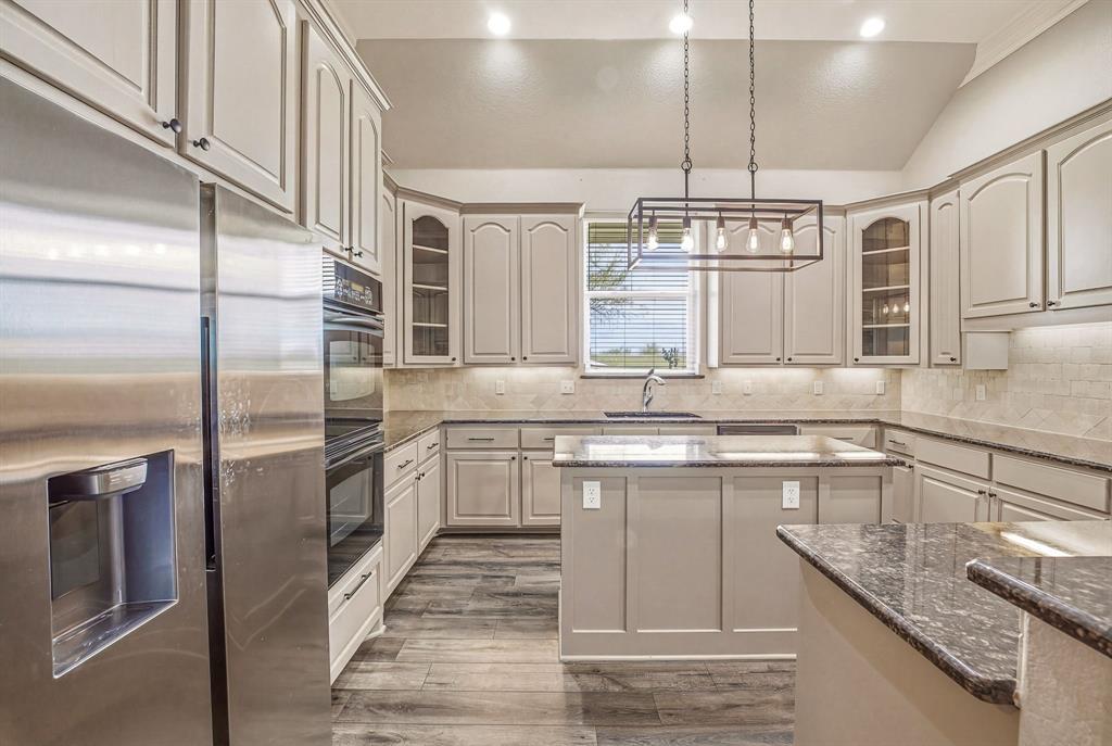 2450 Wood Road Tolar, TX 76476 - Photo 7 of 39