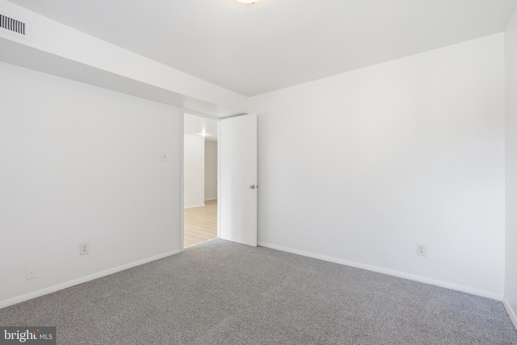 19007 Mills Choice Road, Unit 3 Gaithersburg, MD 20886 - Photo 12 of 22 Gallery Image 12