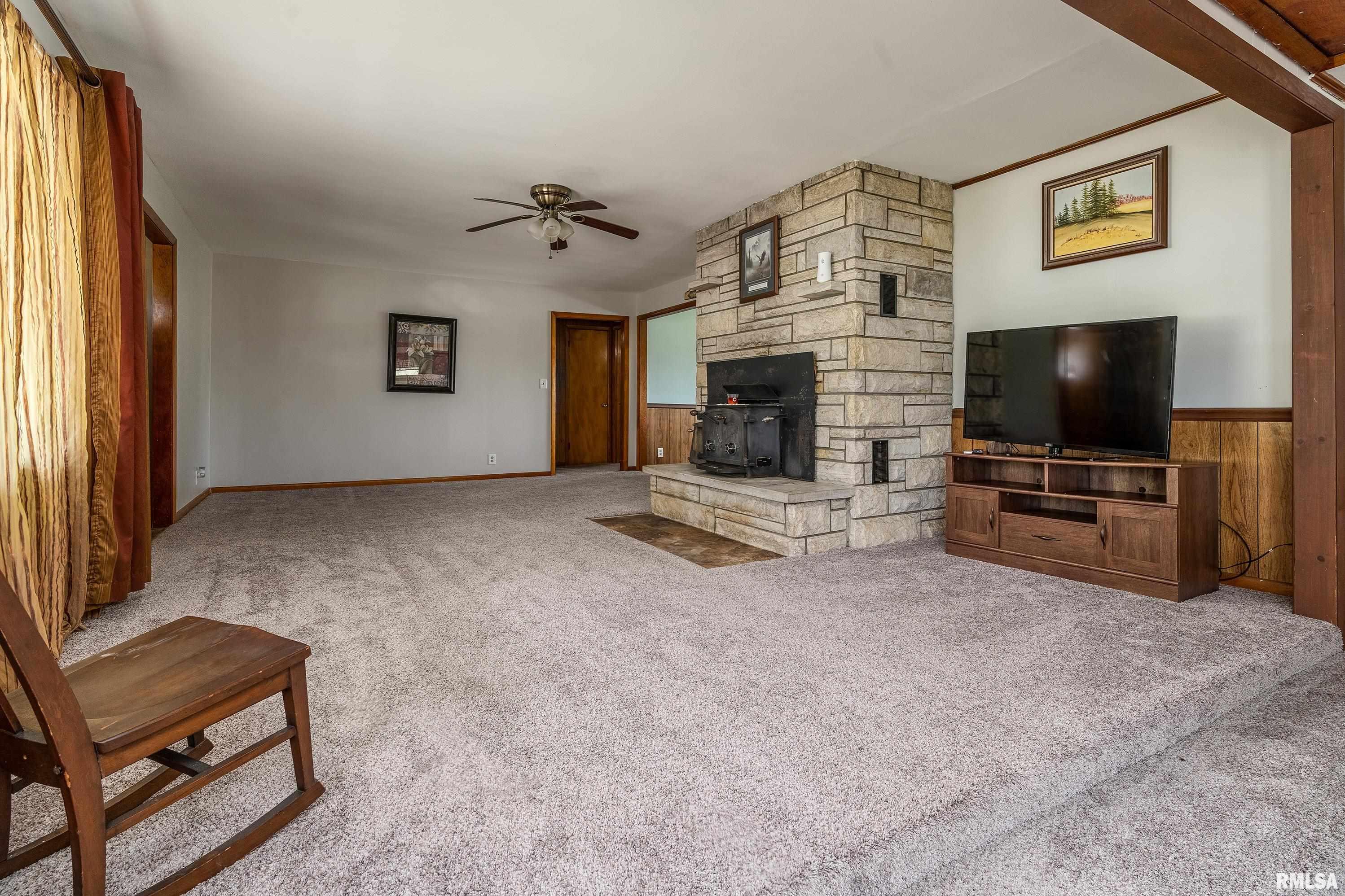 5035 Reevesville Road Grantsburg, IL 62943 - Photo 4 of 25 Gallery Image 4