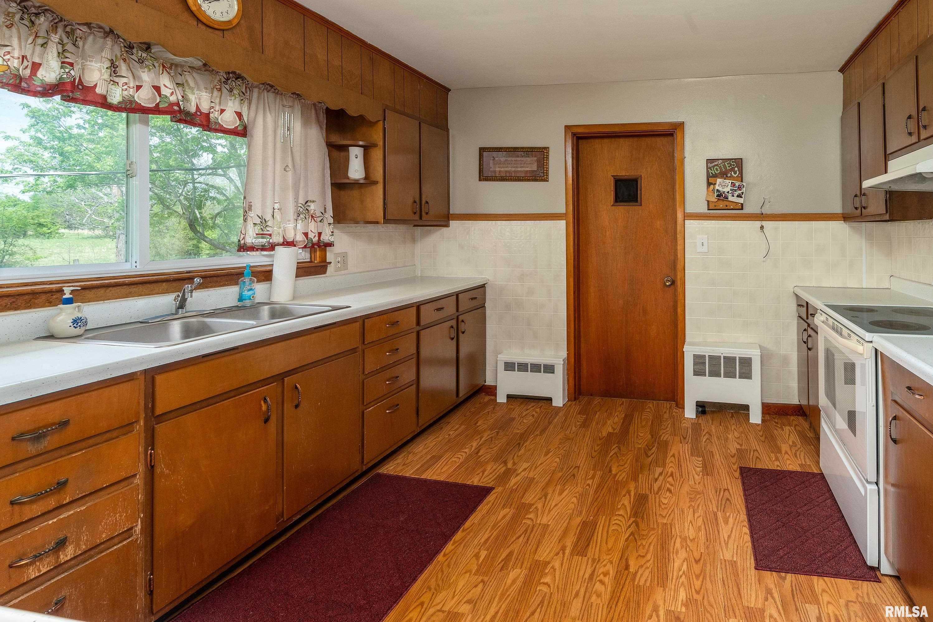 5035 Reevesville Road Grantsburg, IL 62943 - Photo 8 of 25 Gallery Image 8