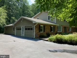 215 Haag Road Reading, PA 19606 - Photo 4 of 53 Gallery Image 4