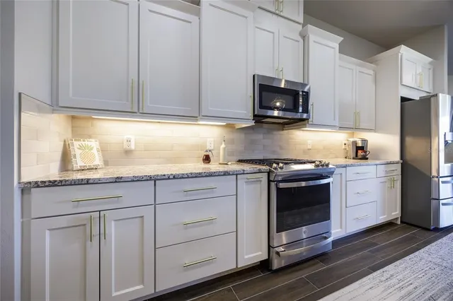 $675,000 | 11992 Southwest 32nd Lane, Gainesville, FL 32608