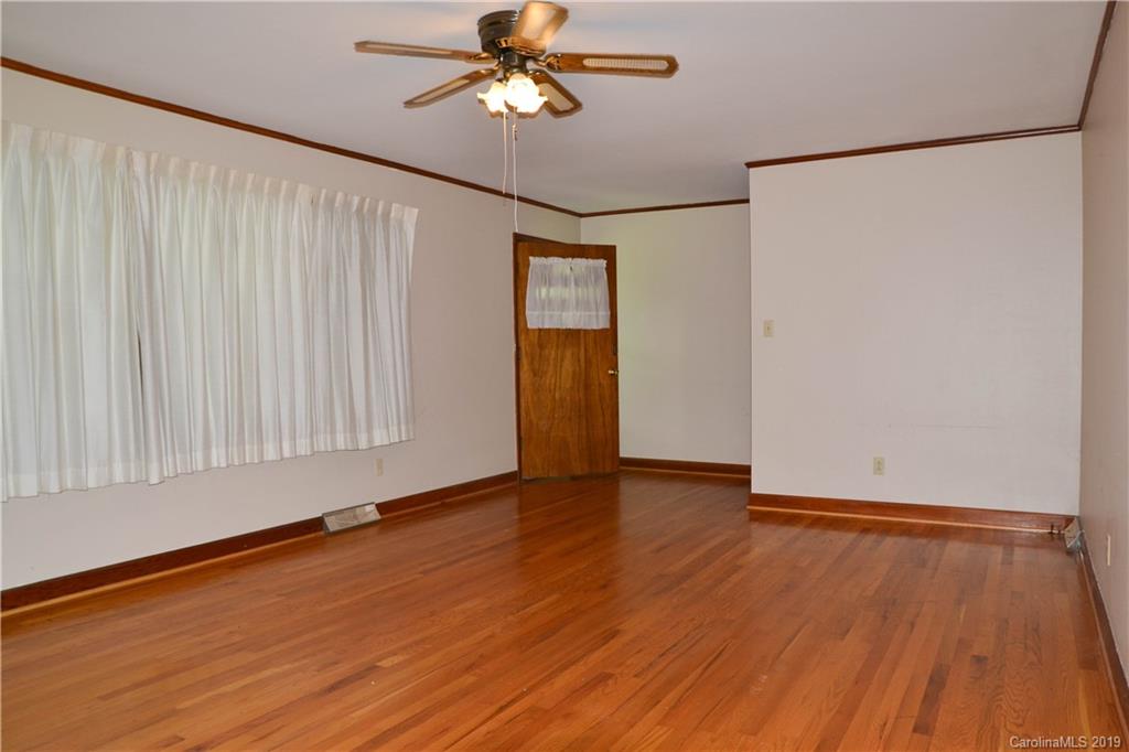 565 Morehead Road Marion, NC 28752 - Photo 11 of 29 Gallery Image 11
