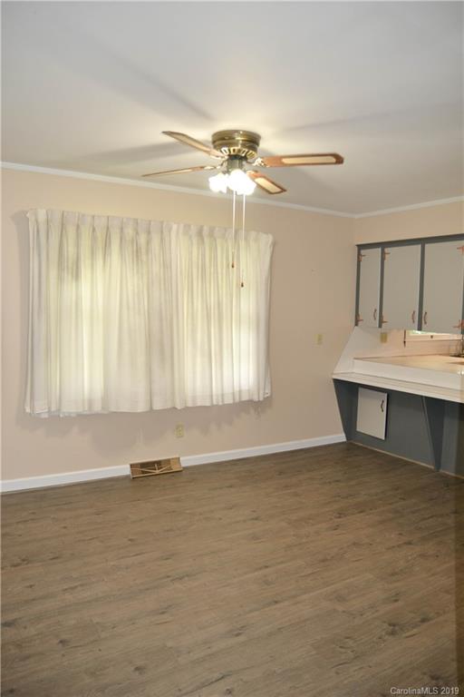 565 Morehead Road Marion, NC 28752 - Photo 16 of 29 Gallery Image 16