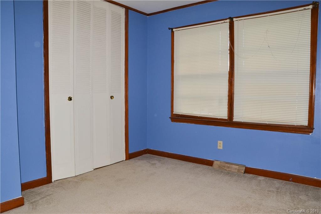 565 Morehead Road Marion, NC 28752 - Photo 24 of 29 Gallery Image 24