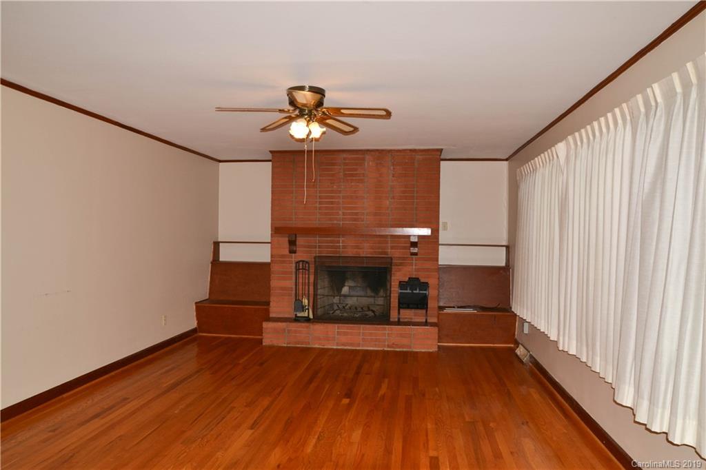 565 Morehead Road Marion, NC 28752 - Photo 10 of 29 Gallery Image 10
