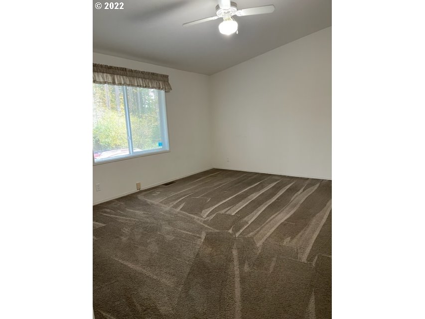 Bedroom, Primary