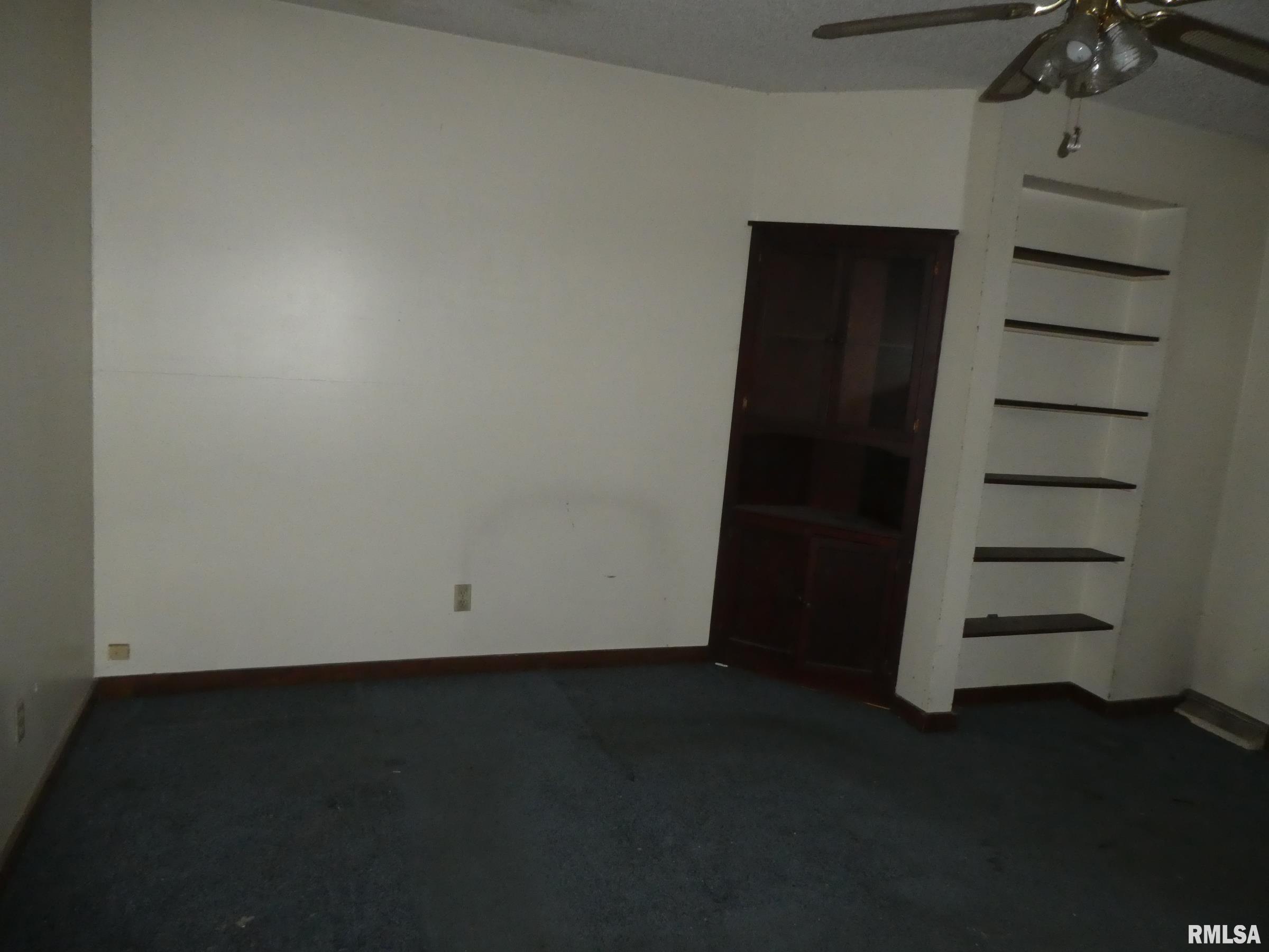 820 East Scarritt Street Springfield, IL 62703 - Photo 3 of 24 Gallery Image 3