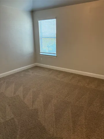 $2,050 | 105 Stone Cyn Drive, Georgetown, TX 78628