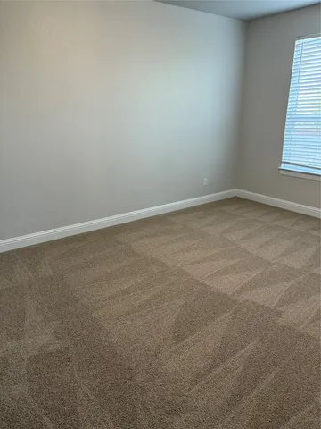 $2,050 | 105 Stone Cyn Drive, Georgetown, TX 78628