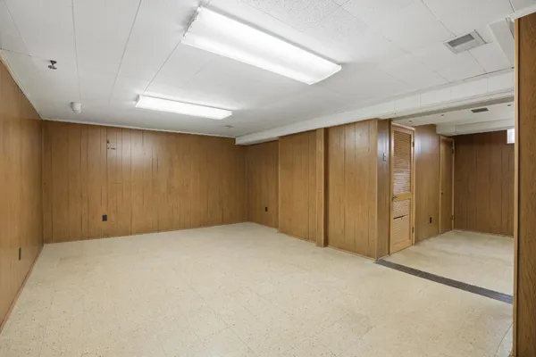 $599,900 | 972 Northlawn Boulevard, Birmingham, MI 48009