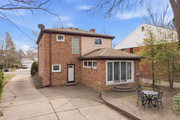 $599,900 | 972 Northlawn Boulevard, Birmingham, MI 48009