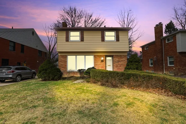 $599,900 | 972 Northlawn Boulevard, Birmingham, MI 48009