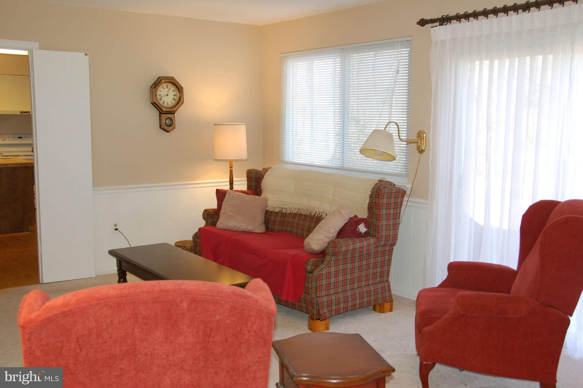 2228 Falling Creek Road Silver Spring, MD 20904 - Photo 11 of 30 Family Room Photo 2