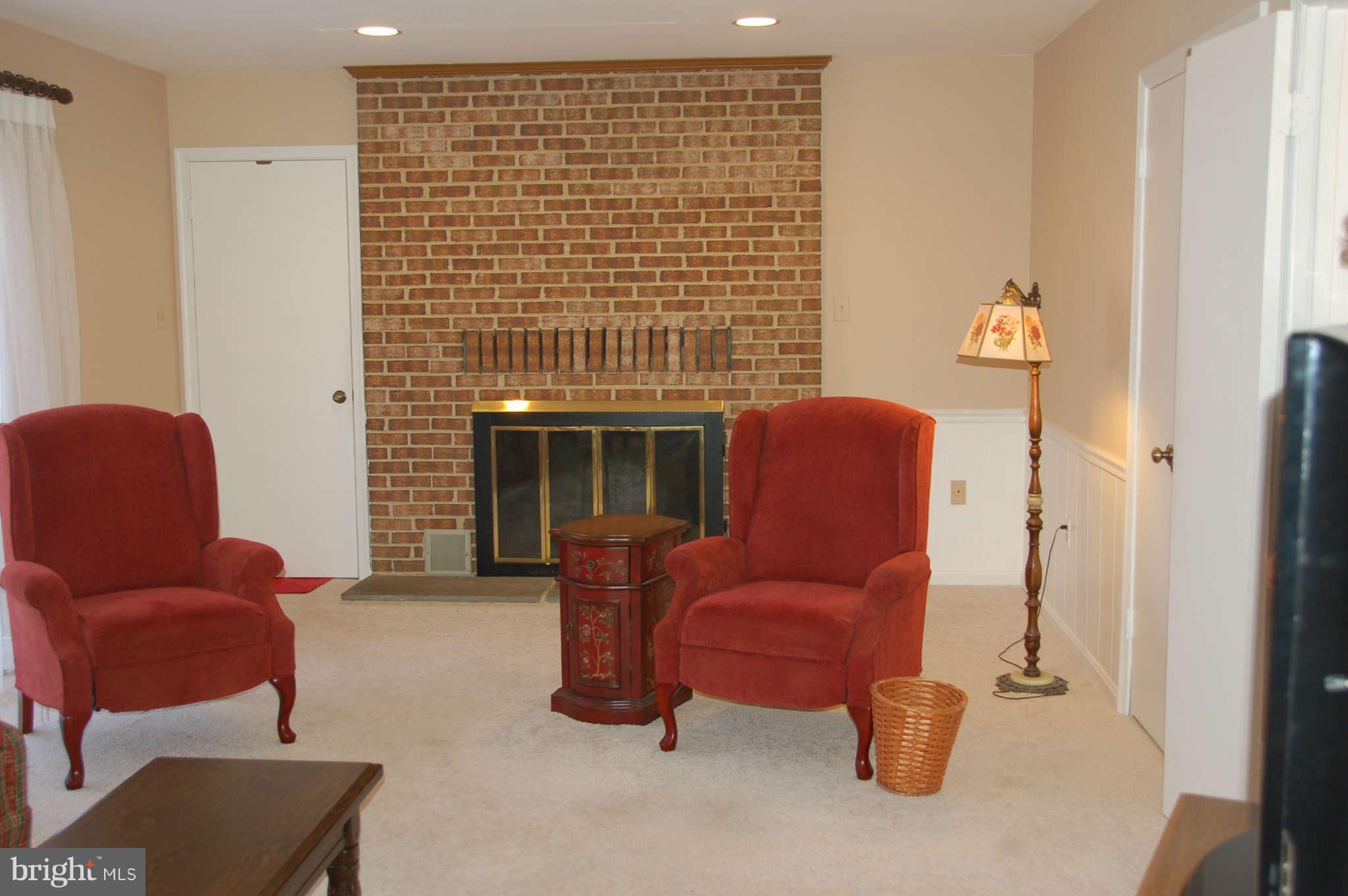 2228 Falling Creek Road Silver Spring, MD 20904 - Photo 10 of 30 Family Room