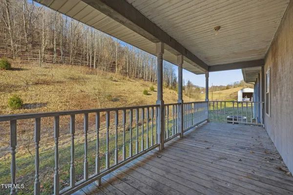 $499,000 | 431 Strong Hollow Lane, Fort Blackmore, VA 24250