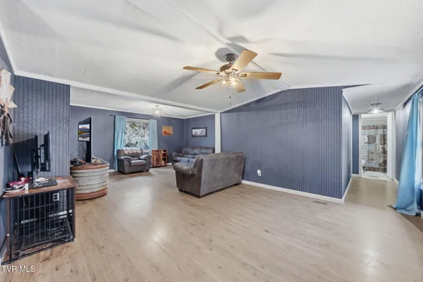 $575,000 | 431 Strong Hollow Lane, Fort Blackmore, VA 24250