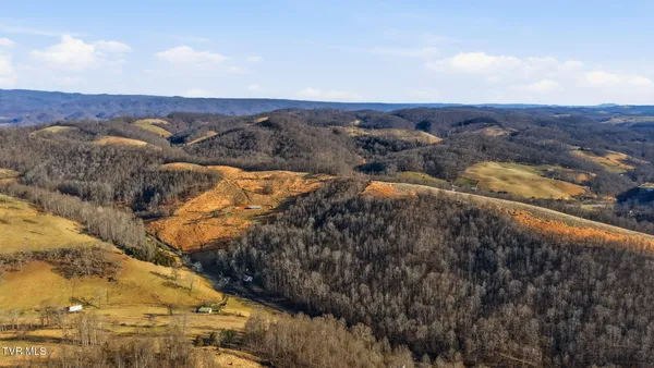 $499,000 | 431 Strong Hollow Lane, Fort Blackmore, VA 24250