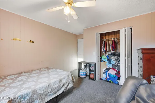 $499,000 | 431 Strong Hollow Lane, Fort Blackmore, VA 24250