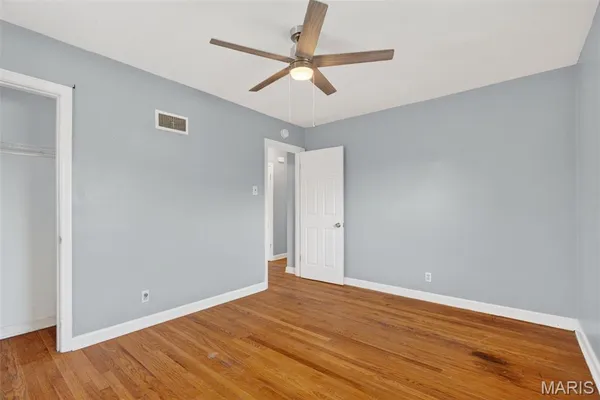 $159,900 | 9233 Meadowbrook Lane, Overland, MO 63114