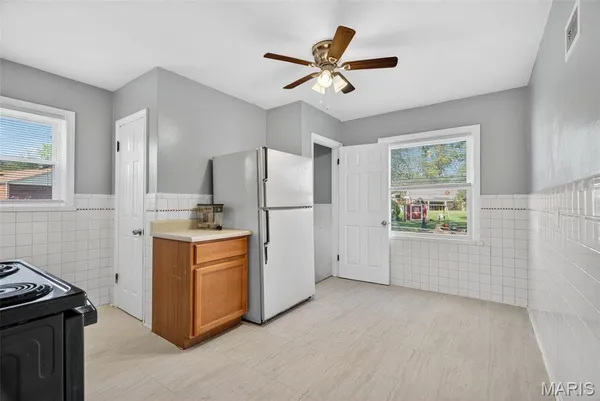 $159,900 | 9233 Meadowbrook Lane, Overland, MO 63114