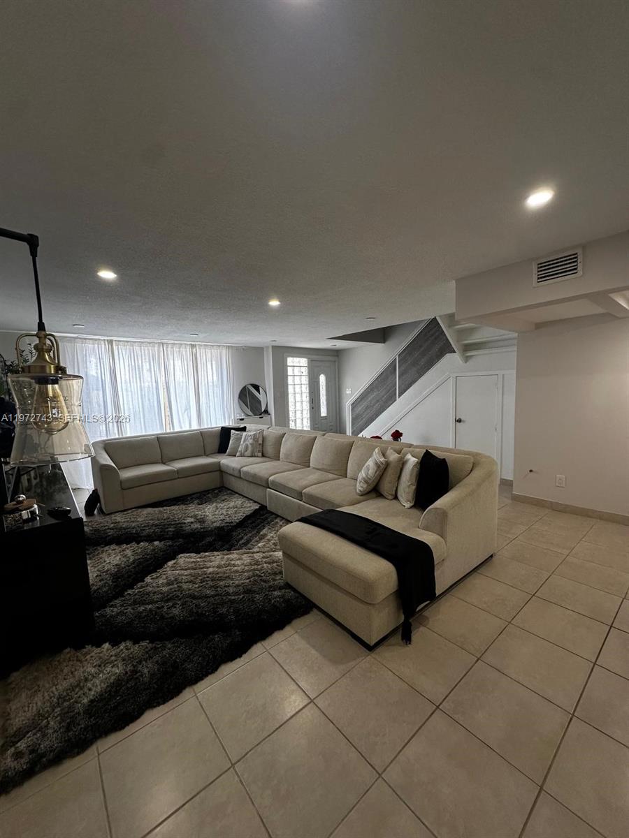 1758 Southwest 131st Pl Circle South Miami, FL 33175 - Photo 5 of 21