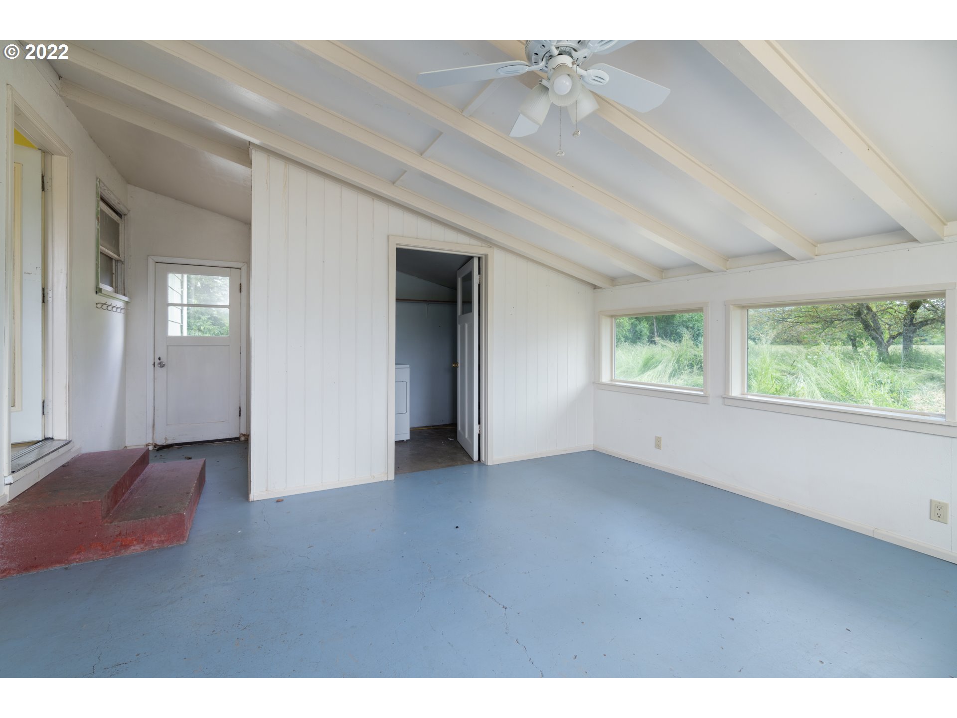 163 Rochester Bridge Road Oakland, OR 97462 - Photo 8 of 22 Gallery Image 8