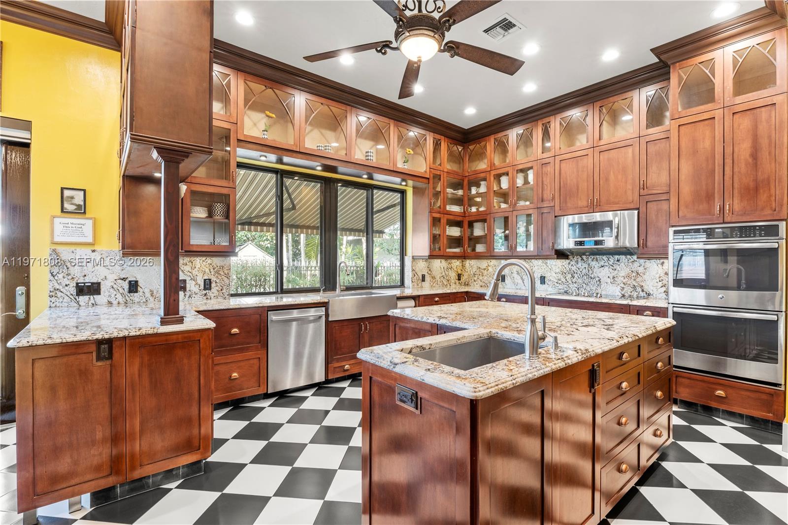 4251 Southwest 11th Street Miami, FL 33134 - Photo 19 of 38