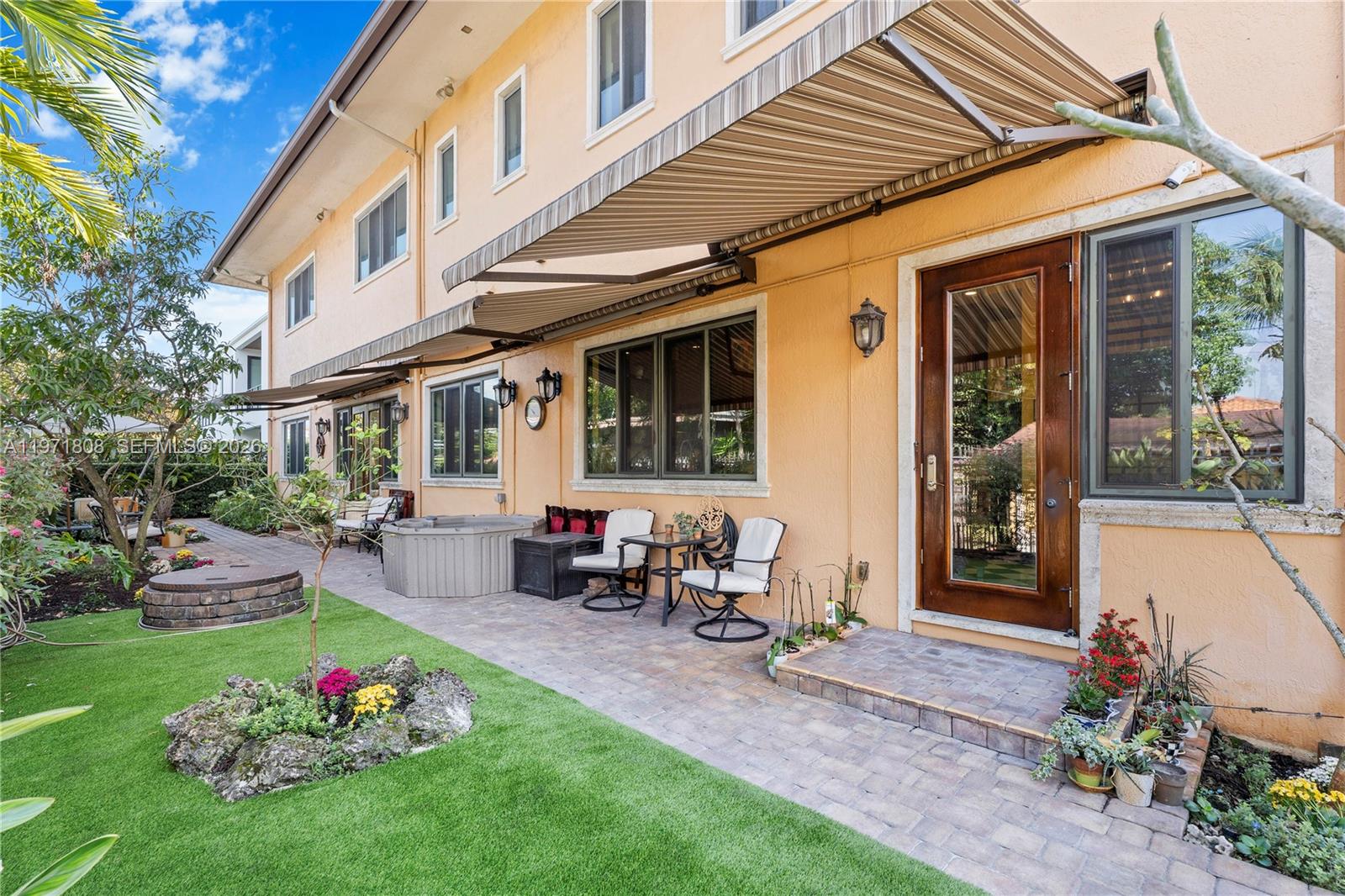 4251 Southwest 11th Street Miami, FL 33134 - Photo 37 of 38