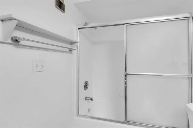 $179,900 | 3260 Haviland Court, Unit 102, Palm Harbor, FL 34684