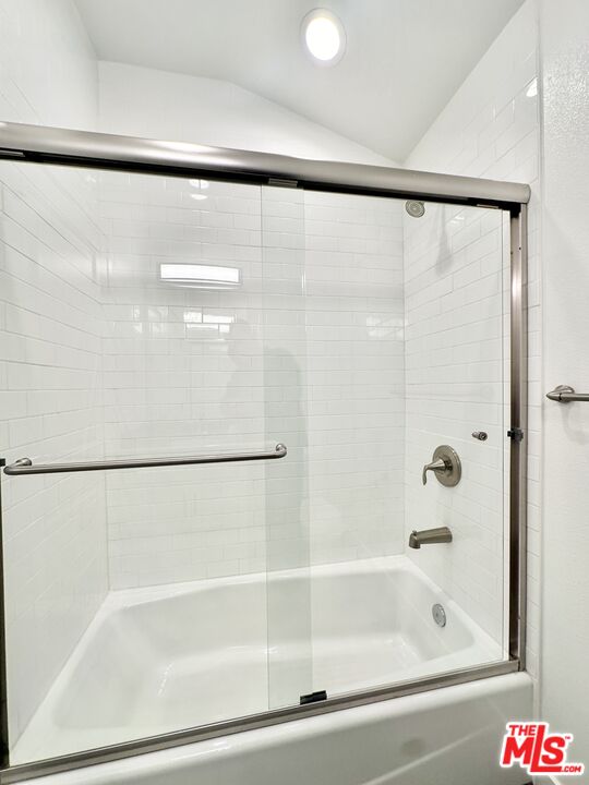 5250 Chesebro Road Agoura Hills, CA 91301 - Photo 11 of 13