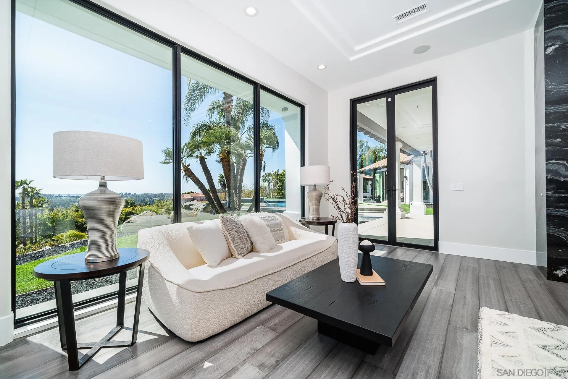 7588 Vista Rancho Court Rancho Santa Fe, CA 92091 - Photo 15 of 39 Gallery Image 15