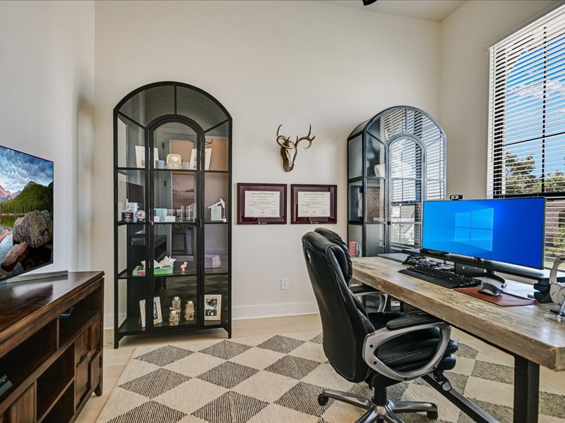 320 Old Stone Road Austin, TX 78737 - Photo 6 of 40