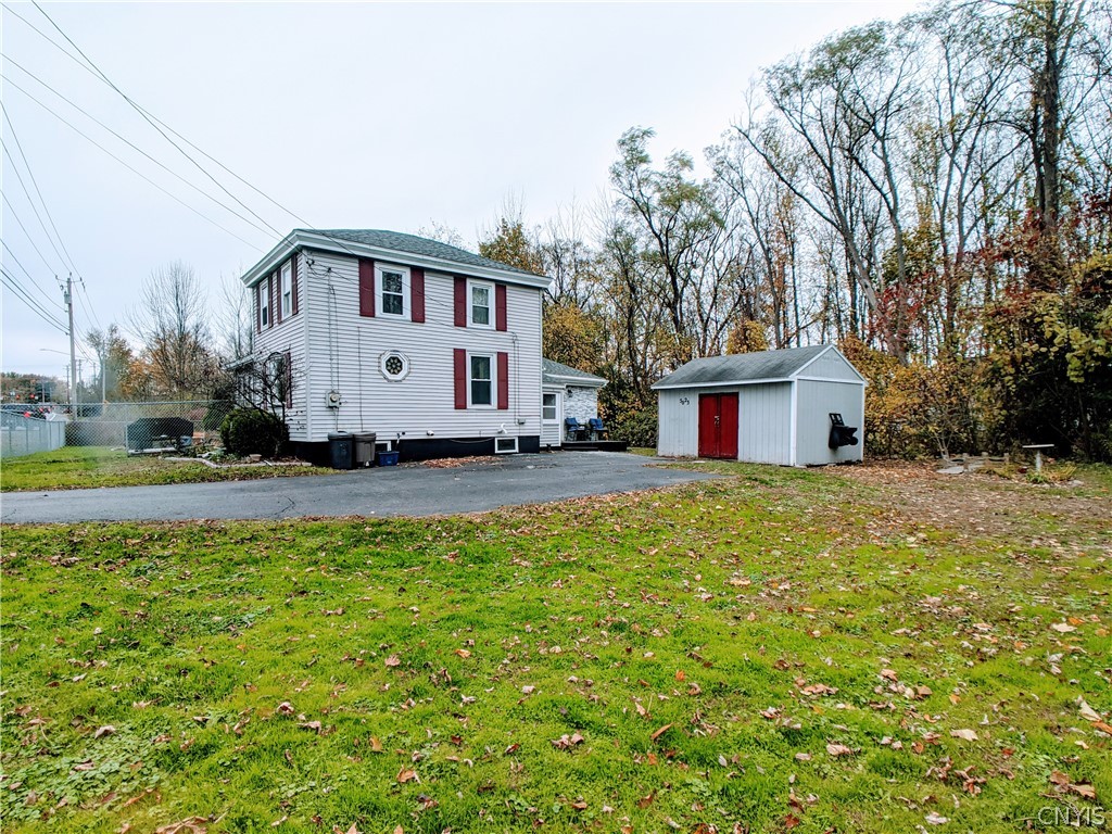 5023 Bear Road Clay, NY 13212 - Photo 3 of 24