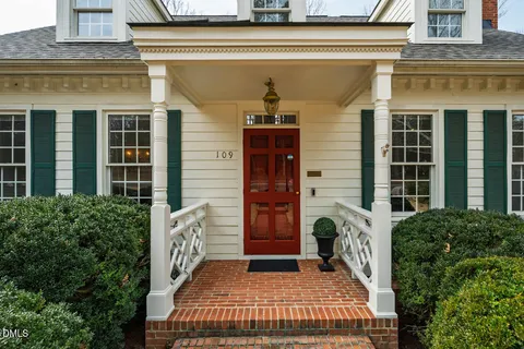 $750,000 | 109 Oak Park Drive, Chapel Hill, NC 27517
